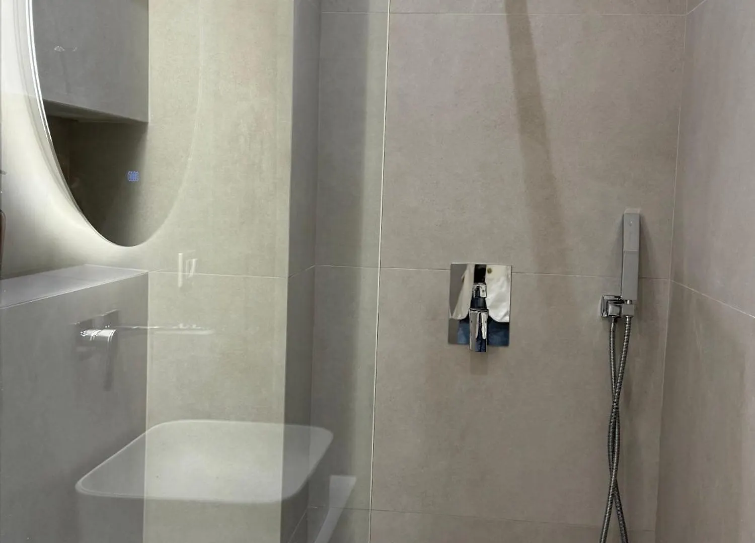Elen Studio Apartment Τίρανα